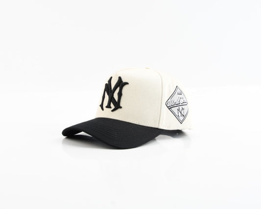 NY *1999 World Series* Snapback Hat (Black/Cream)